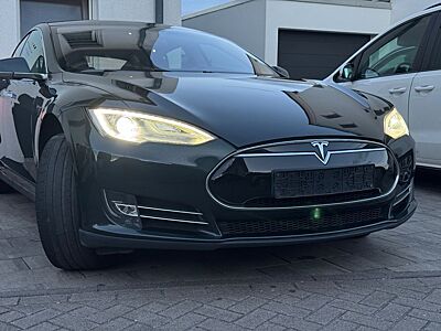 Tesla Model S P85+ SOH 84,3% TÜV neu kein SC01