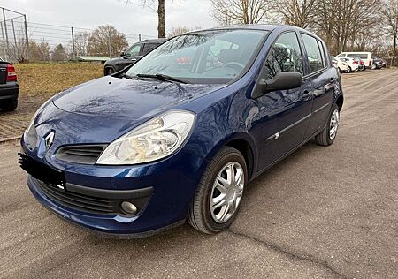 Renault Clio gebraucht kaufen Renault Clio Authentique 1.2 16V 48kW Authentique
