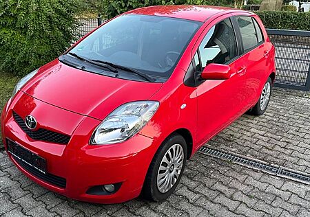 Toyota Yaris 1,33-l-Dual-VVT-i Cool Cool