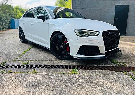 Audi RS3 2.5 TFSI quattro KeyLess LED B&O Klappe 19"