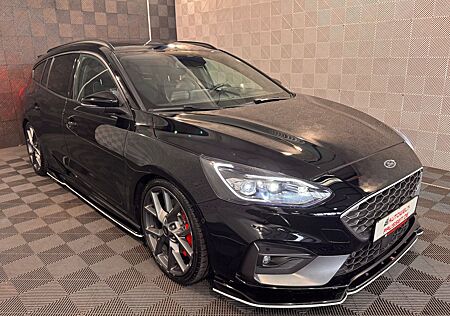 Ford Focus Turnier ST*ACC*B&B-HUD-PANO-TOT.W-KLIMA-19