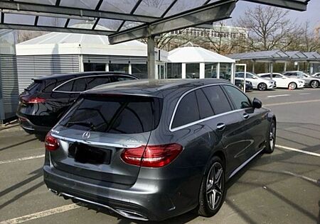 Mercedes-Benz C 220 d 4MATIC T Autom. -