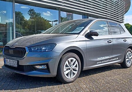 Skoda Fabia 1.0 TSI 95PS Selection App-Navi