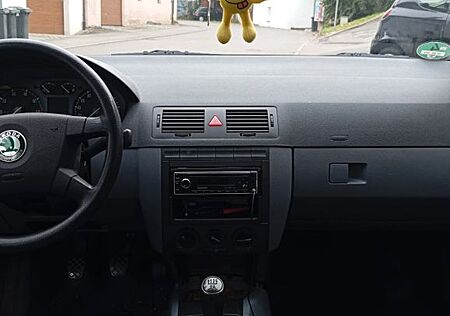Skoda Fabia 1.4 Comfort Sedan Comfort