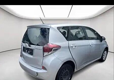 Toyota Verso-S 1,4-l-D-4D Comfort Comfort