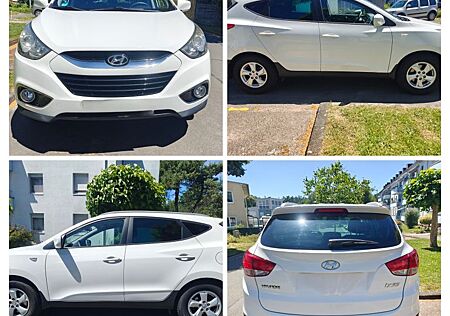Hyundai ix35 1.6 , Tüv, Bremsen, Batterie !! NEU !!