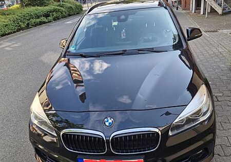 BMW 2er 225 Active Tourer 225i Sport Line A Sport Line