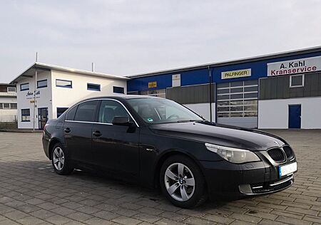 BMW 520i , Scheckheft, 2.Hand, Service neu, 8-fach