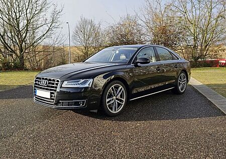 Audi A8 3.0 TDI quattro tiptronic Facelift TOP