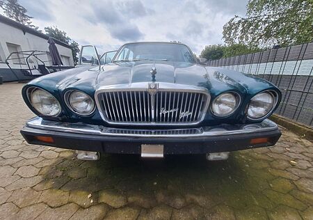 Jaguar XJ12 VANDENPLASS