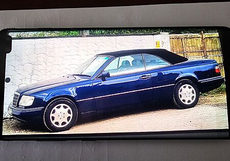 Mercedes-Benz 220 W124
