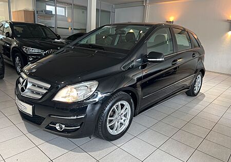 Mercedes-Benz B 180 BlueEFFICIENCY TEILLEDER NUR 137.000 TKM