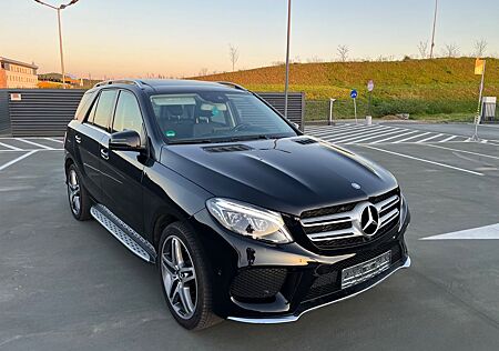 Mercedes-Benz GLE 350 d 4MATIC -airnatic AMG line , wenig KM