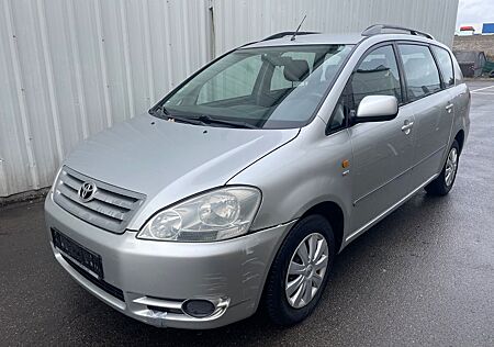 Toyota Avensis Verso 2.0 linea sol 7-Sitzer man Klima
