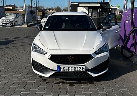 Cupra Leon 1.4 e-HYBRID 180kW VZ DSG Sportstourer VZ