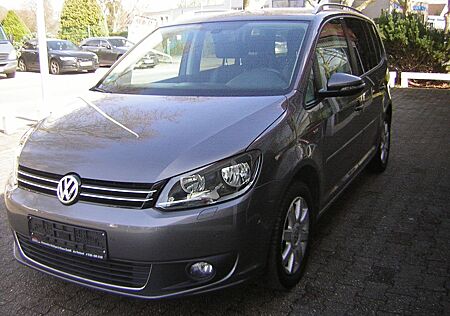 VW Touran Volkswagen Life, 1 Hd., Unfallfrei, Shz. PDC-H+V