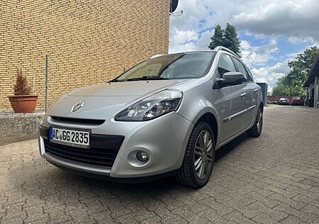 Renault Clio Grandtour Night & Day 1.6 16V 110 Auto ...