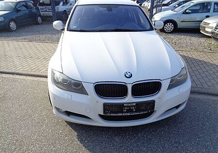 BMW 320 D Navi Leder Xenon Euro-5 M-Sitze