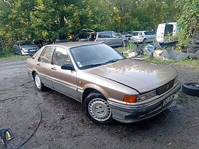 Mitsubishi Galant