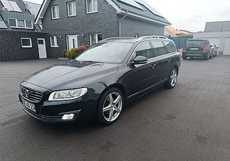Volvo V70 gebraucht kaufen Volvo V70 D4 Inscription / Euro 6 / Voll