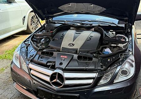 Mercedes-Benz E 350 Coupé CDI BlueEFFICIENCY AVANTG....
