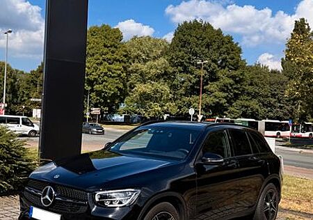 Mercedes-Benz GLC-Klasse Mercedes GLC 200 4MATIC AMG Line | 2. Hd | TOP