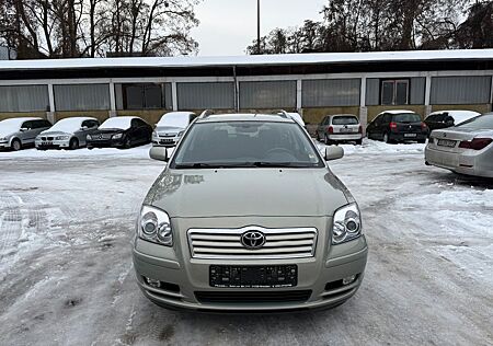 Toyota Avensis Kombi 2.0 D-4D,85KW,1.Hand,TÜV01/2028