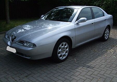 Alfa Romeo 166 2.5 V6 24V,110548 km,HU03-2028,Klima,NAVI