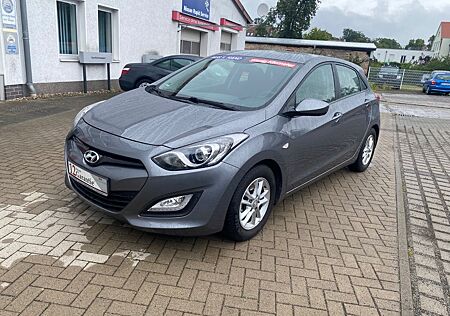 Hyundai i30 FIFA World Cup Edition, 1.Hd,Klima,ALU,PDC