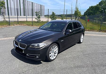 BMW 520d Touring A Luxury ACC, Leder, Head Up