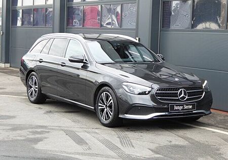 Mercedes-Benz E 220 d T AVANTGARDE AHK LED Kamera DAB TotwinkA