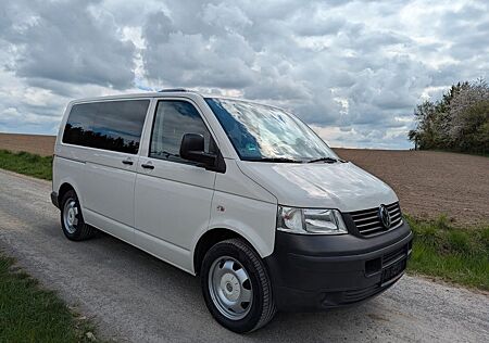 VW T5 Volkswagen Camper