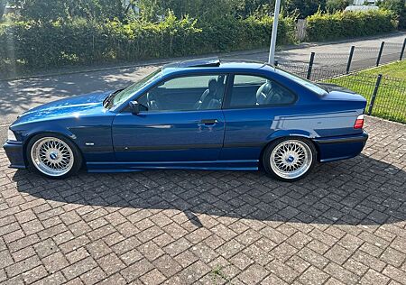 BMW 328i Coupe