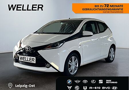 Toyota Aygo (X) -play Team D *Kamera*Bluetooth*Klima*Color