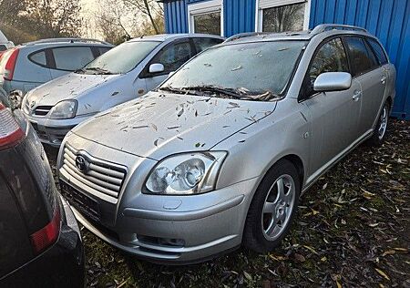 Toyota Avensis Kombi 1.8