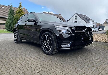 Mercedes-Benz GLC 43 AMG Mercedes-AMG GLC 43 4MATIC Autom....