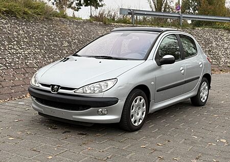 Peugeot 206 1.4 Automatik/Klima/TÜV NEU