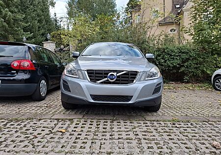 Volvo XC 60 XC60 D3 AWD Kinetic