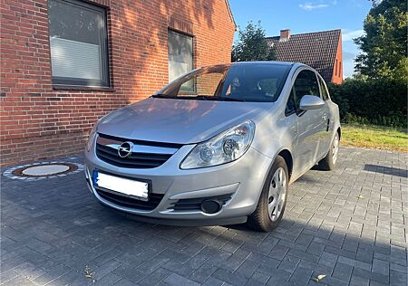 Opel Corsa D 1,2 Edition Rentnerhand inkl. TÜV KLIMA