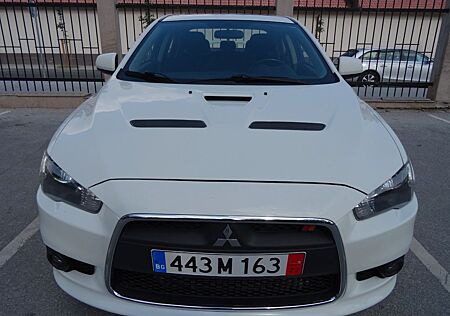 Mitsubishi Lancer 2.0 16V Turbo TC-SST Ralliart