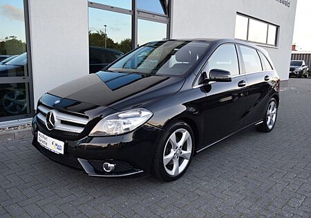 Mercedes-Benz B 180 B -Klasse KLIMA SH TEMPOMAT NAVI TEILLEDER