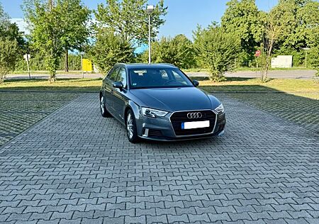 Audi A3 Sportback 35 TDI S tronic TÜV NEU