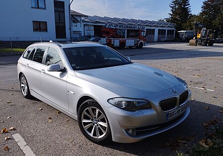 BMW 520d Touring A -