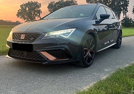 Seat Leon CUPRA R 4Drive DSG VIRTUAL SCHALEN CARBON