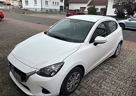 Mazda 2 SKYACTIV-G 75 Center-Line Center-Line