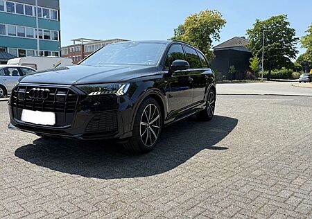 Audi Q7 50 TDI quatt.S Line*Standhzg|7-Sitze|Massage*