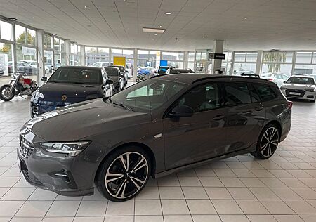 Opel Insignia Sports Tourer Ultimate 4x4Bose HUD OPC