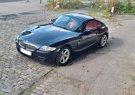 BMW Z4 Coupe 3.0si - saphirschwarz metallic TOP