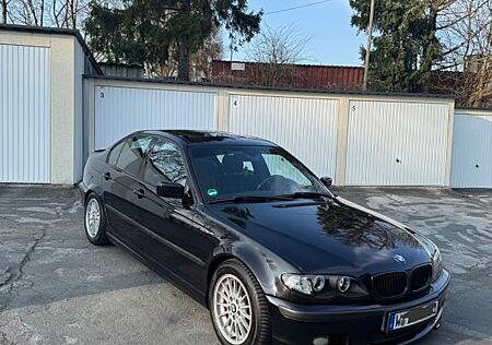 BMW 325xi Edition Sport Edition Sport (Alcantara)