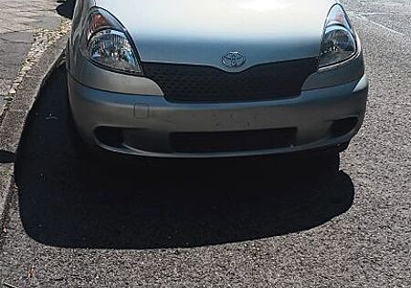 Toyota Yaris Verso